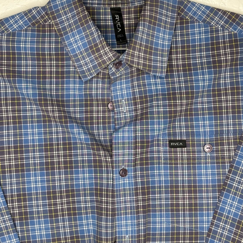 Men’s RVCA button up shirt | Size L | Check print